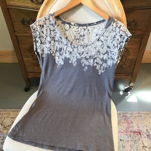 Pretty t-shirt top
